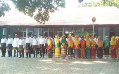 Civitas Akademik SMA Negeri 11 Pekanbaru Melaksanakan Upacara Peringatan Hari Sumpah Pemuda